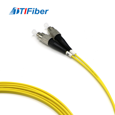 Correction optique jaune de fibre de TTIFiber FC-LC attacher le duplex unimodal