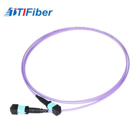 Longueur pourpre optique du simplex 1M de pullover de mode multi de corde de correction de fibre du millimètre SX du μm OM4 60/125