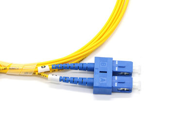 Correction à fibres optiques unimodale/à plusieurs modes de fonctionnement mène le connecteur duplex du câble LC/SC/FC/ST
