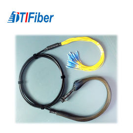 4-24 tresse de mode unitaire de noyaux, câble de fibre optique adapté aux besoins du client de noir de tresse