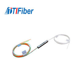 Le type en acier de tube le diviseur 1x2 de câble à fibres optiques sans connecteur a adapté la longueur aux besoins du client