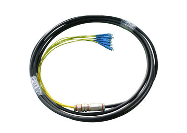 4cores imperméabilisent le tresse optique de fibre avec des connecteurs de Sc UPC, câble noir