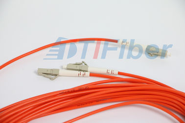 Fibre optique de diviseur de FTTH LC/RPA 1 x 2 avec le câble de fibre de 3.0mm G657A