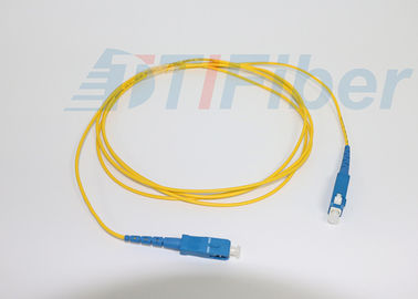 Mode unitaire recto de corde de correction de fibre de Sc/UPC pour le réseau de FTTH, adapté aux besoins du client longueur