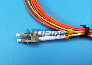 SM LC au câble de traitement optique de correction de fibre de mode de corde de correction de fibre du millimètre LC - 1 mètre