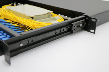 Type optique léger de tiroir de support des ports FTTH du coffret d'extrémité de fibre 24 avec le tableau de connexions