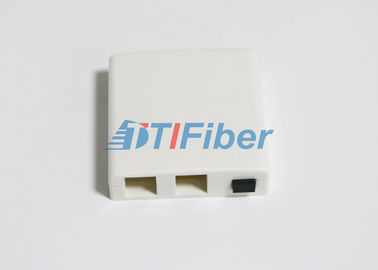 Boîte d'arrêt de câble optique de fibre du réseau FTTH fixée au mur avec l'adaptateur/tresses