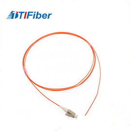 Tresse 62,5/125 LC, orange de fibre optique d'OM1 de câble optique de fibre de 0.9mm OFNP revêtue