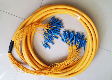 câble pré terminé du SM SC-LC de noyau du câble 24 d'évasion de 0.9mm/2.0mm