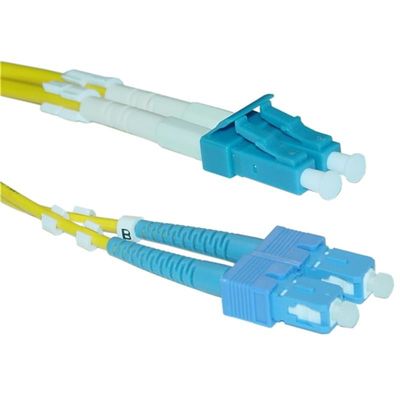 LC-Sc corde optique à plusieurs modes de fonctionnement de câble de correction de fibre de duplex FTTH du SM Os2 9/125um de baisse extérieure d'intérieur du duplex